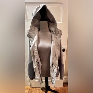 MAGELLAN OUTDOORS Light Gray Jacket (M)